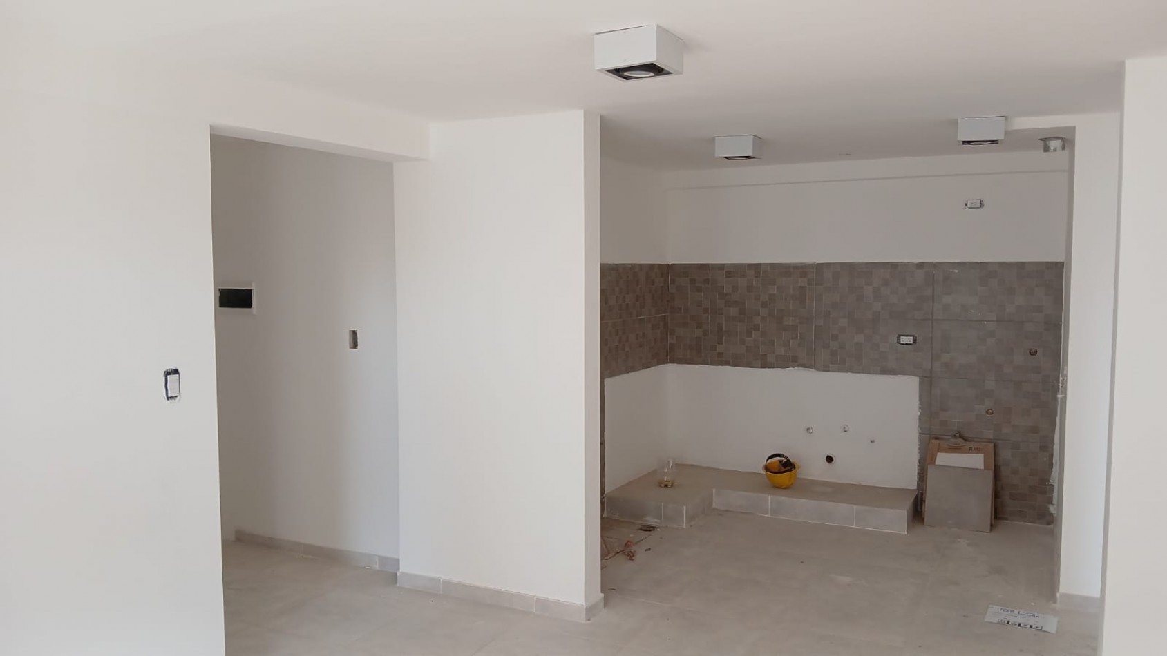 Zona Nuevocentro S/duarte Quiros 2100 a Estrenar Muy Amplio Externo con Balcon