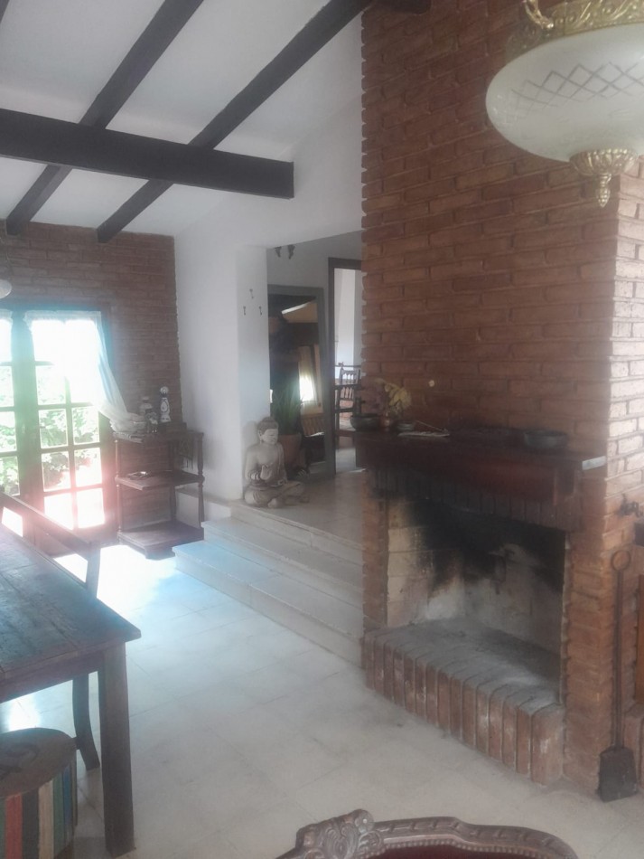 LA CUMBRE OPORTUNIDAD - CASA DE 3 DORMITORIOS - 2 BAñOS + DEPARTAMENTO INDEPENDIENTE