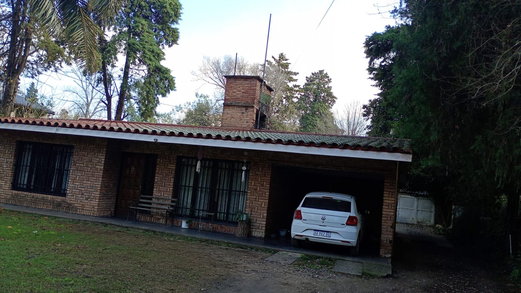 VILLA RIVERA INDARTE - Casa Mas Departamento, 1300 m de Terreno Gran Entorno Natural a 50 m. del Rio y 600 m del Paseo